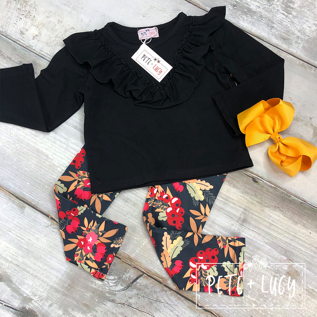 Fall Berries Outfit